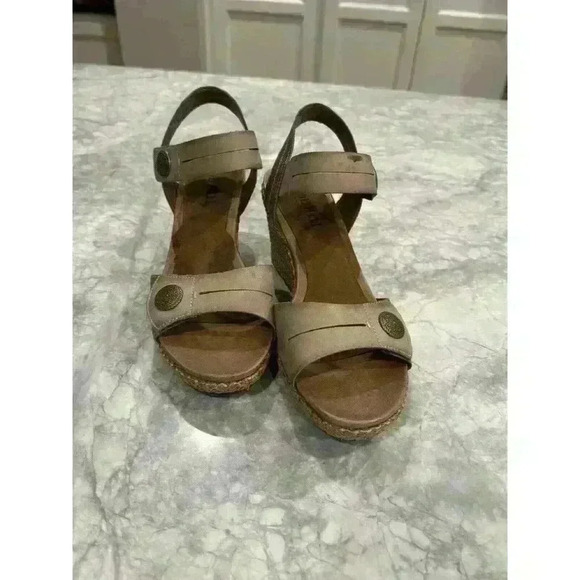 Cobb Hill Espadrille Womens Sandals Gray / Beige Wedge Sandals Size 9.5 - Picture 4 of 7